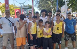 Sinop’ta Ünye Meçhul Asker Ortaokulu Rüzgarı Esiyor