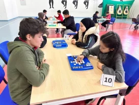 Ünye’deki ortaokullar arasında akıl ve zeka oyunları yarışması gerçekleşti.