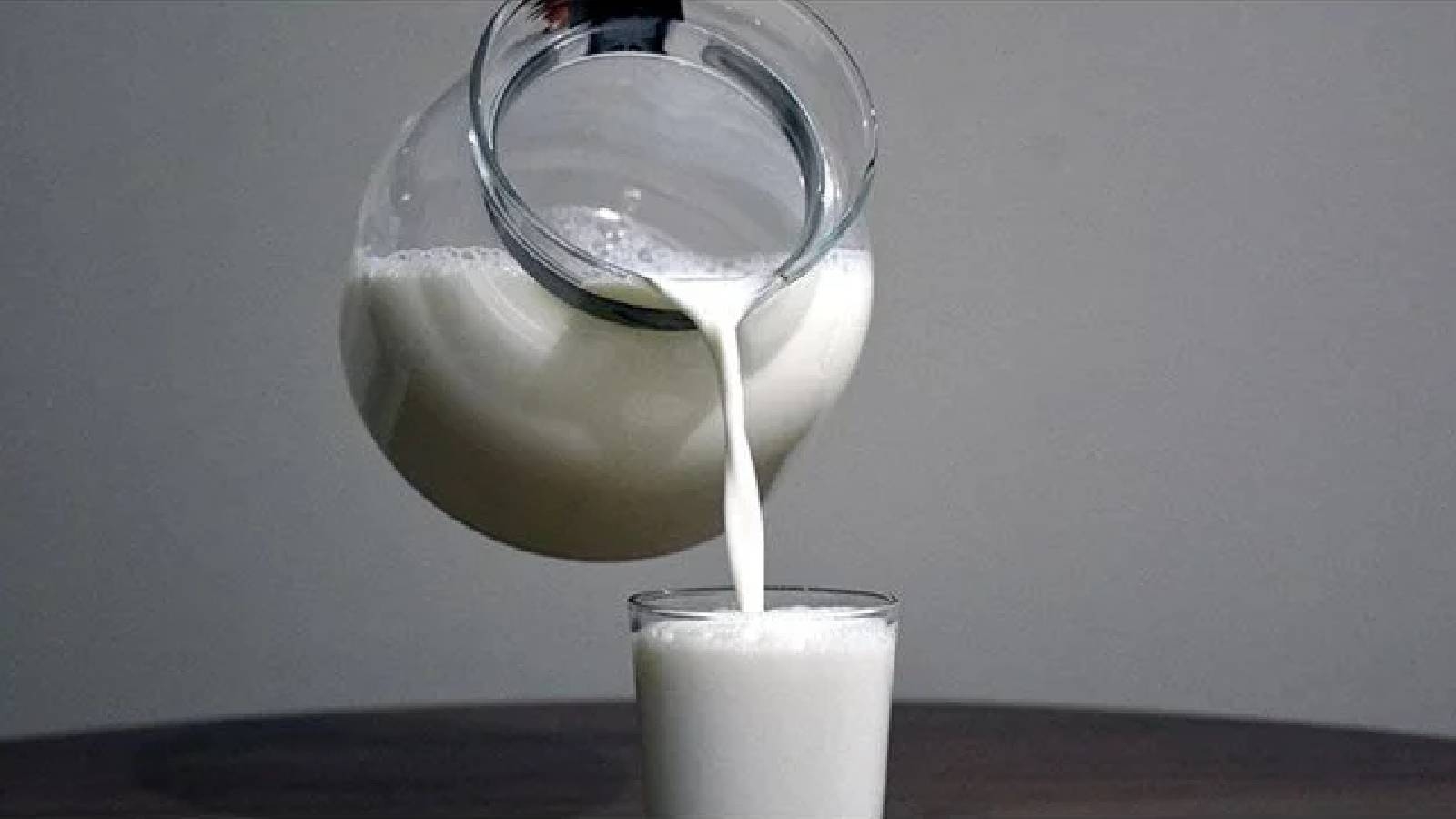 Çiğ süt tavsiye fiyatına yüzde 8,5 zam