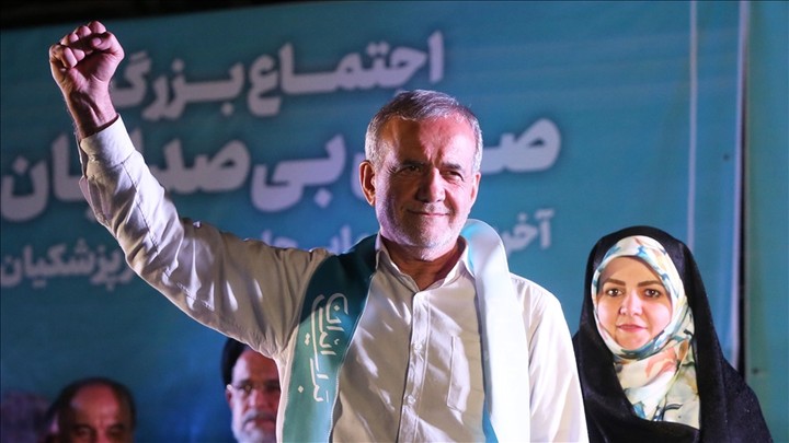 “Eski Sağlık Bakanı Pezeşkiyan, İran’ın Yeni Lideri Oldu”