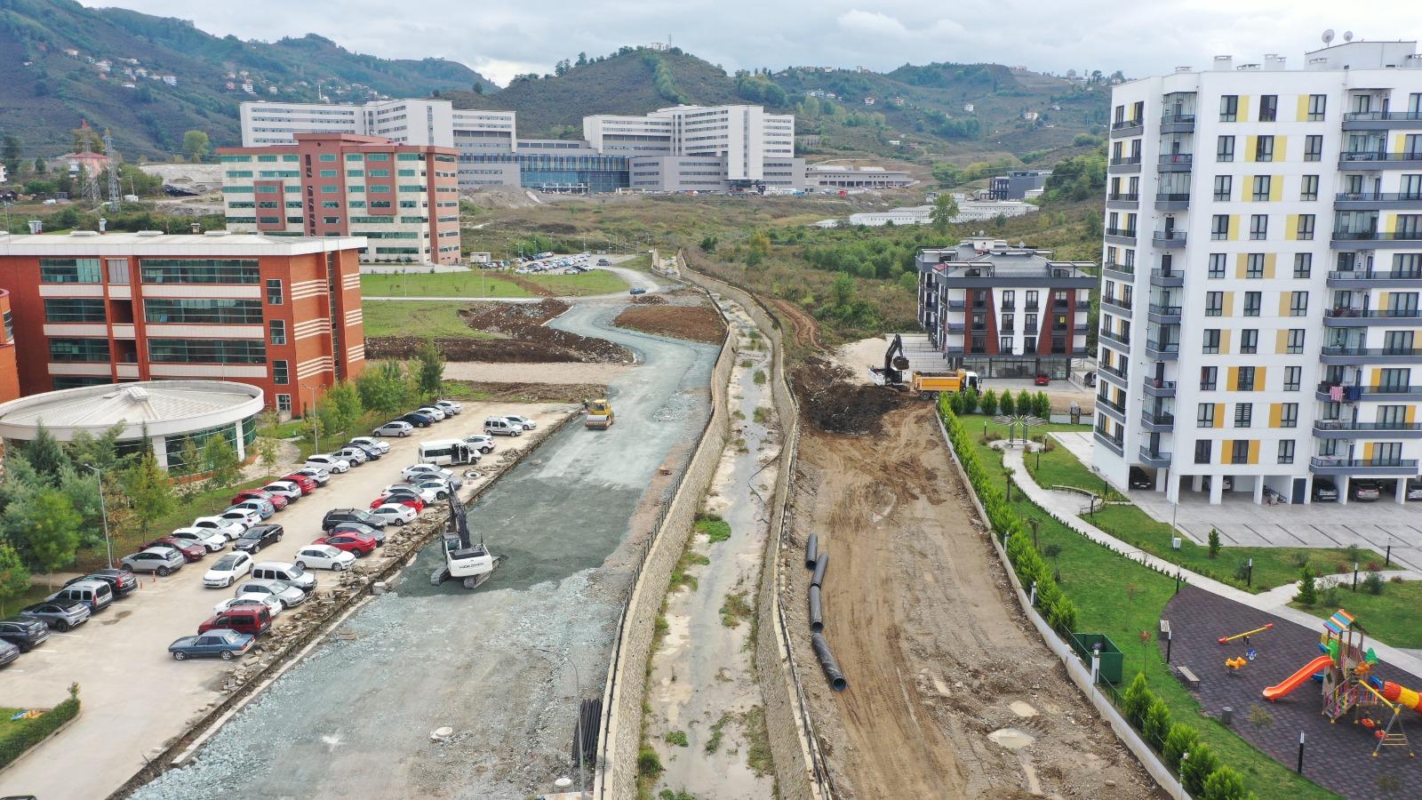 ORDU ŞEHİR HASTANESİNİN YOLUNU BÜYÜKŞEHİR YAPIYOR